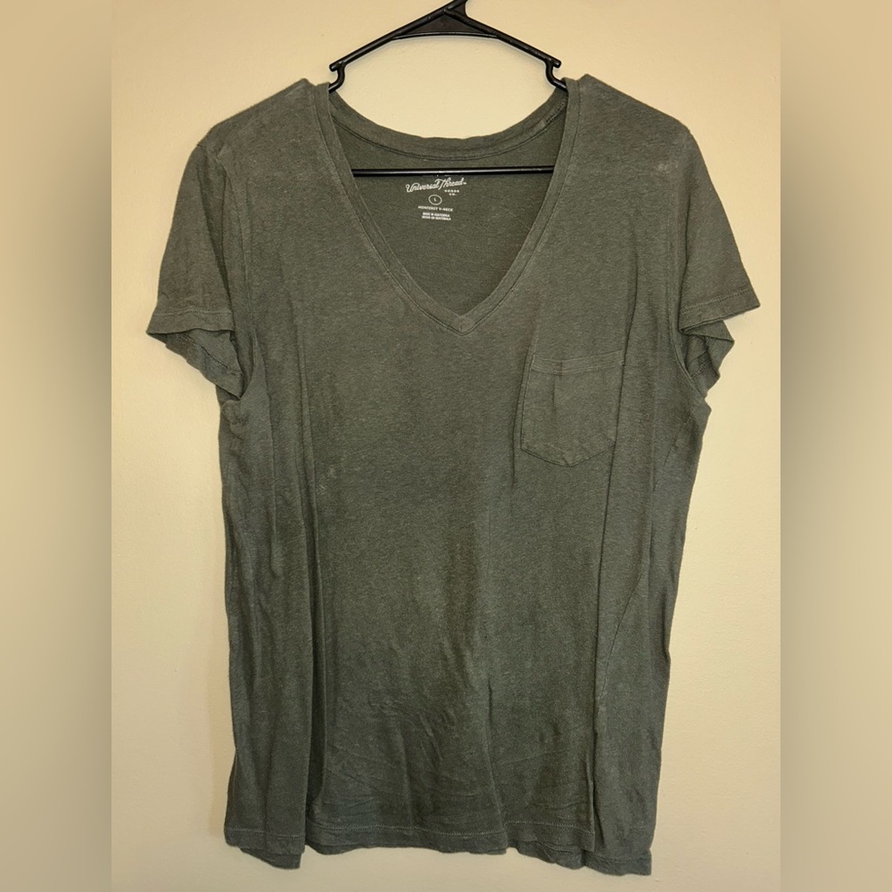 Universal Thread V Neck Short Sleeve Tshirt Dark Green Size Large